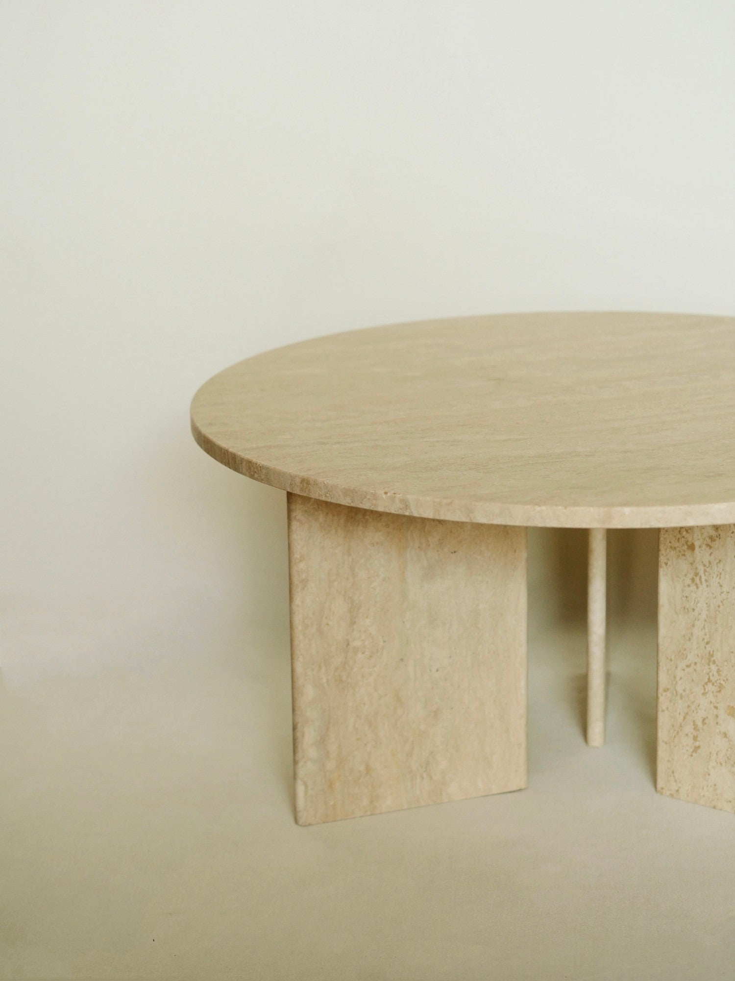 COFFEE TABLE — no. 01