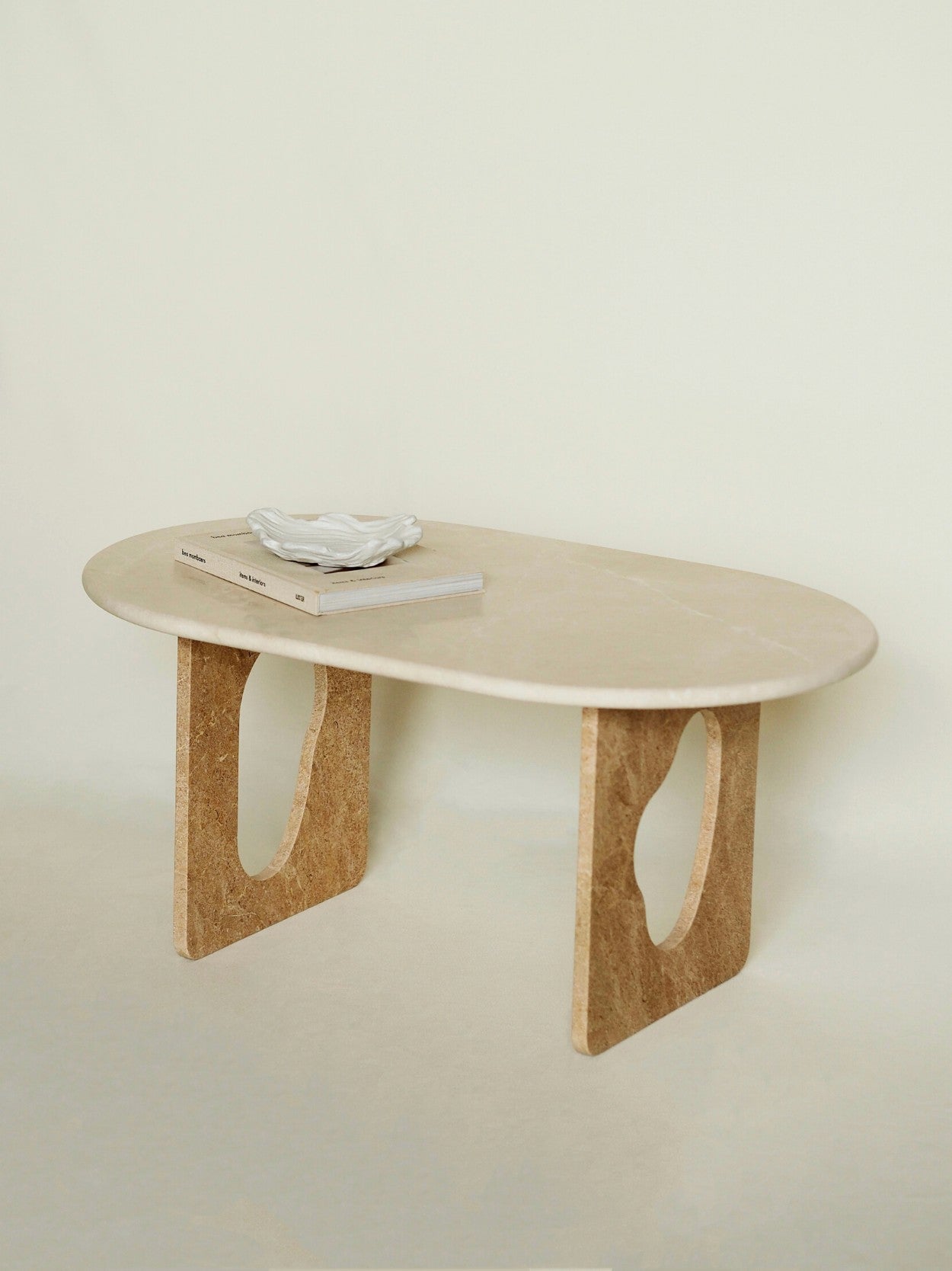 COFFEE TABLE — no. 03