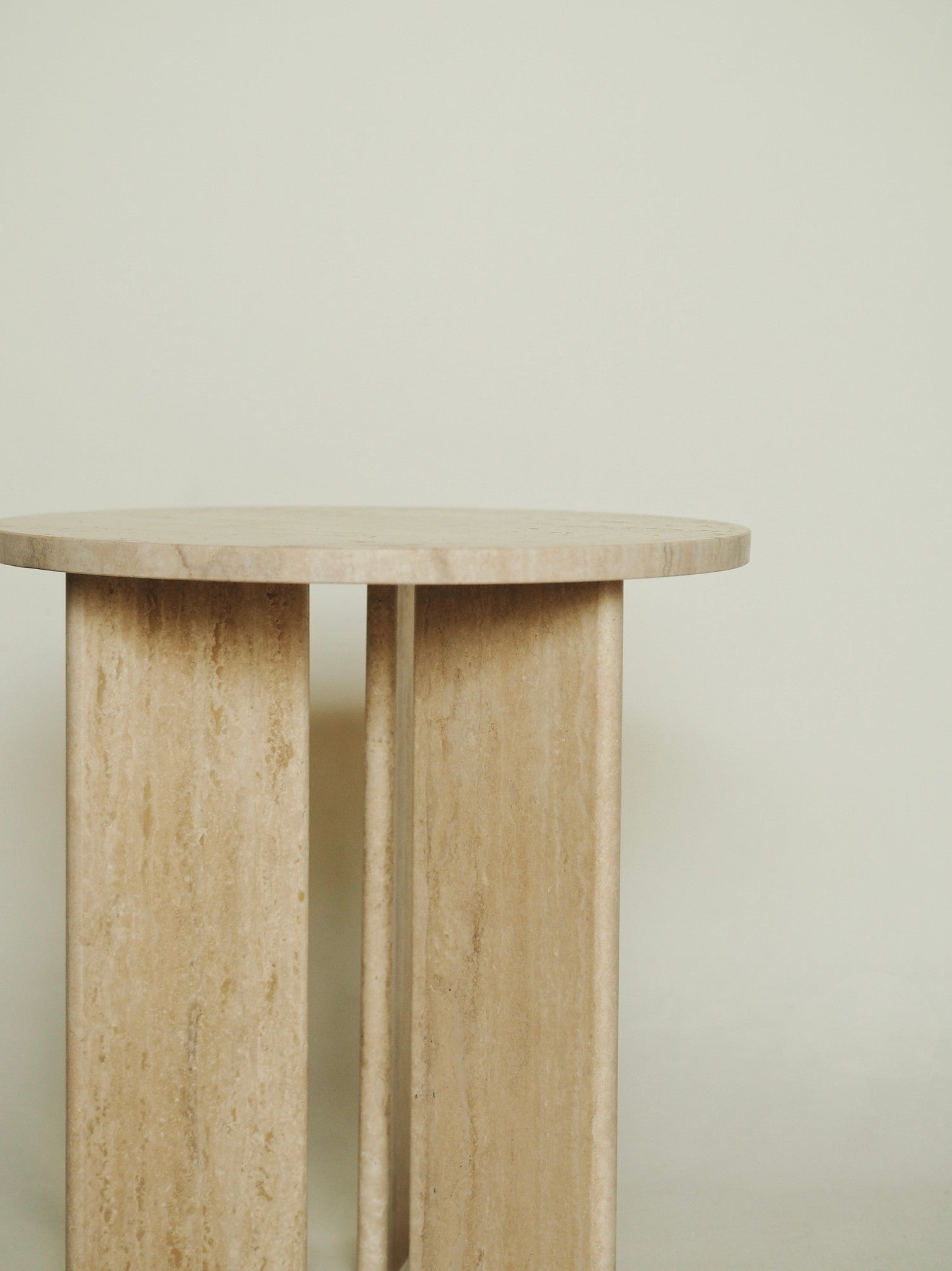 SIDE TABLE — no. 04