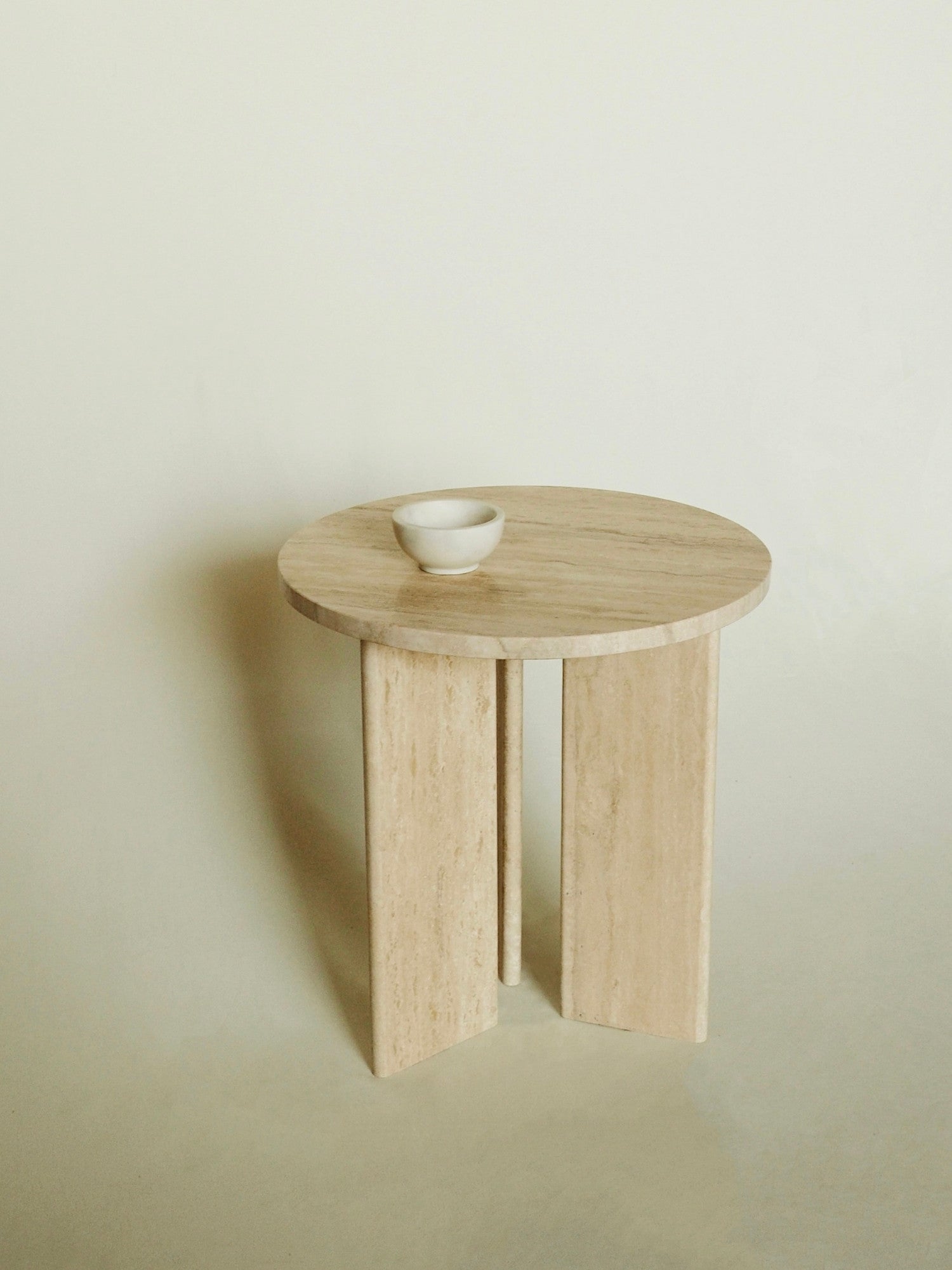 SIDE TABLE — no. 04
